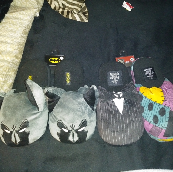 Slippers - Picture 1 of 1